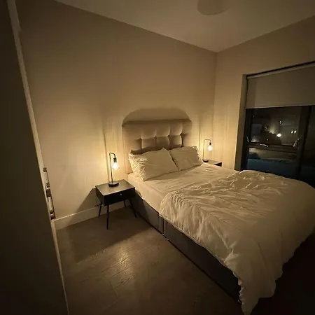 Private King Size In Well Decorated Shared Flat Dublino